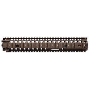 Daniel Defense 0100408001 M4A1 RIS II AR-Platform Rifle 6061-T6 Aluminum Flat Dark Earth