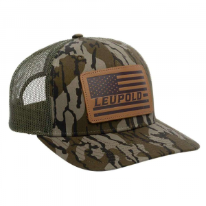 LEU 172600 LEATHER FLAG TRUCKER HAT BMLND CAMO/GRN