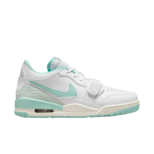 Women's Air Jordan Legacy 312 Low Sneakers 6.5 Regular White/Light Dew-Sail