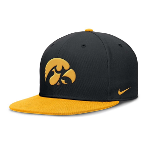 Iowa Hawkeyes Nike Onfield Baseball Fitted Hat 7 1/2 Black