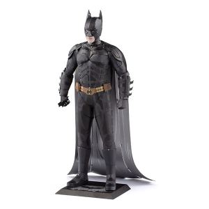 Fascinations Metal Earth The Dark Knight Figurine