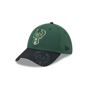 Kids' Milwaukee Bucks New Era Hit 39Thirty Hat Fitted Hat One Size Green