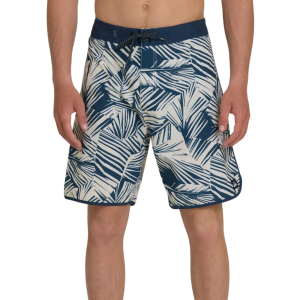 Quiksilver Men's Quiksilver Aruba Palm Scallop 19" Swim Boardshorts - $49.99 at SCHEELS