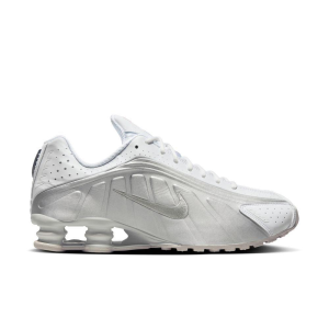 Nike Men's Nike Shox R4 Sneakers - $117.00 at SCHEELS