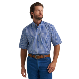 Wrangler Wrangler Classic Plaid Short Sleeve Button-Down Shirt in Blue | Mens | Size Small - $33.74 at Murdoch's Ranch & Home Supply