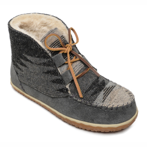 Minnetonka Minnetonka Torrey Slipper Boots in Grey | Size 6 - $94.99 at Murdoch's Ranch & Home Supply