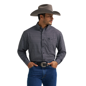 Wrangler Wrangler George Strait Performance 1 Pocket Paisley Geo Print Long Sleeve Shirt in Black/Red | Size Small - $64.99 at Murdoch's Ranch & Home Supply