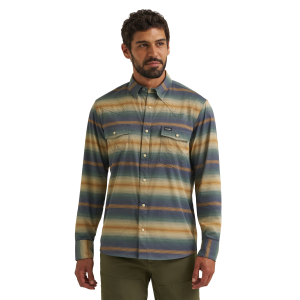 Wrangler Wrangler ATG Technical Stripe Long Sleeve Snap Shirt in Turbulence Stripe | Mens | Size Medium - $64.99 at Murdoch's Ranch & Home Supply