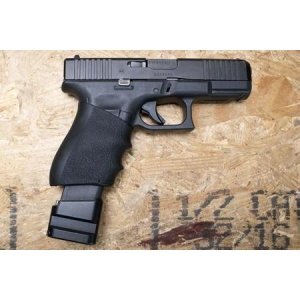 Glock Glock 19 GEN5 9mm Police Trade-In Pistol with Extended Magazine
