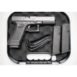 Glock Glock 17 GEN4 9x19mm Police Trade-In Semi-AutoPistol with OEM Box