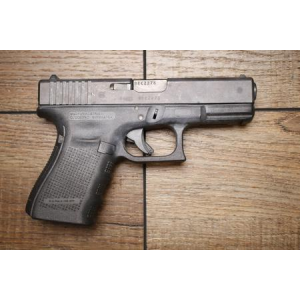 Glock Glock 23 Gen 4 40 SW Police Trade-In Pistol (Magazine Not Included)