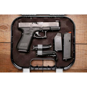Glock Glock 19 Gen 5 9mm Police Trade-In Pistols with Night Sights and Front Slide Serrations (Very Good Condition)