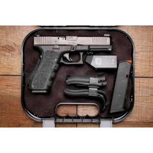 Glock Glock 17 Gen 5 9mm Police Trade-In Pistols with Night Sights and Front Slide Serrations (Good Condition)