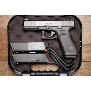 Glock Glock 17 Gen 5 9mm Police Trade-In Pistol with Night Sights, Three Mags and Case