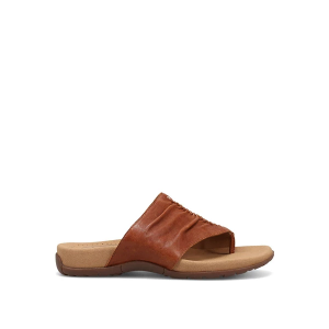 Women's Taos Gift 2 Sandals 12 Cognac
