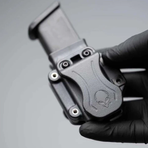 Alien Gear Photon Mag Carrier