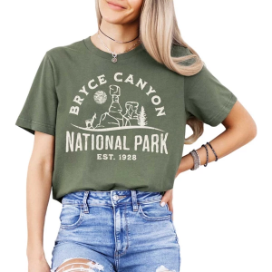 Women's A. Blush Bryce Canyon National Park T-Shirt Large Olive