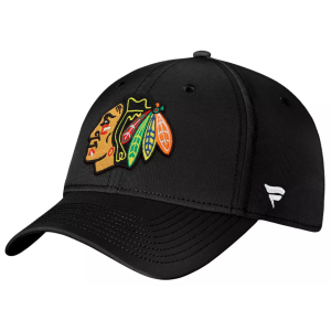 NHL Adult Chicago Blackhawks Black Core Flex Hat, Men's, Small/Medium