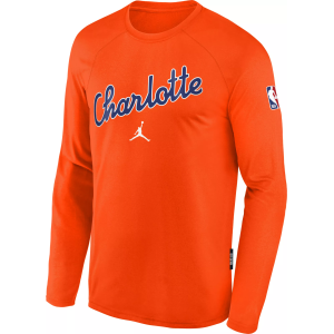 Jordan Youth 2025-26 City Edition Charlotte Hornets On Court Pregame Long Sleeve Shirt, Large, Orange
