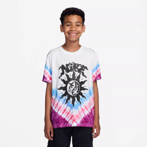 Nike Nike Kids' Sportswear Basketball Graphic T-Shirt, XL, White/University Blue - $9.73 at DICK'S Sporting Goods