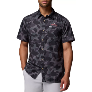 Columbia Men's Georgia Bulldogs Camo Super Slack Tide Button Down Shirt, Small, Green
