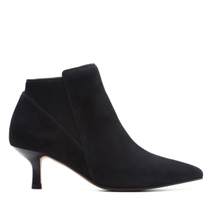 CLARKS Women's Violet 55 Up Black Suede Boots (26174765)