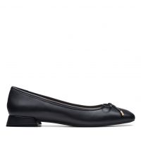 CLARKS Women's Ubree 15 Step Black Shoes (26174856)