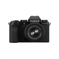 FUJIFILM X-S20 Black Mirrorless Camera with XC 15-45mm F 3.5-5.6 OIS PZ Lens Kit (16781943)