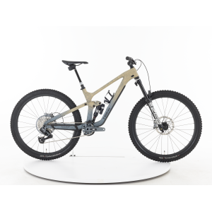 Slash SE Gen 5 - 2025, Medium