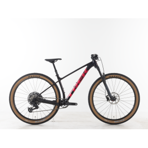 Procaliber 8 - 2027, Medium