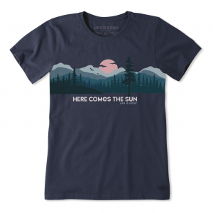 Life is Good Women's Here Comes The Sun Landscape Crusher Tee