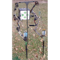 HME Archer's Practice Bow Hanger and Arrow Holder