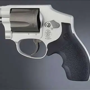 S&W J Frame Round Butt Rubber Bantam Style Grip Black
