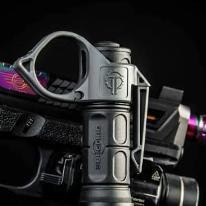SWITCHBACK 2.0 LARGE FLASHLIGHT RING WITH POCKET CLIP