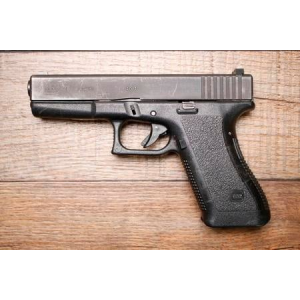 Glock 17 Gen 2 9mm Police Trade-In Pistol (No Magazine)